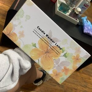 Floral Candle Warmer Lamp